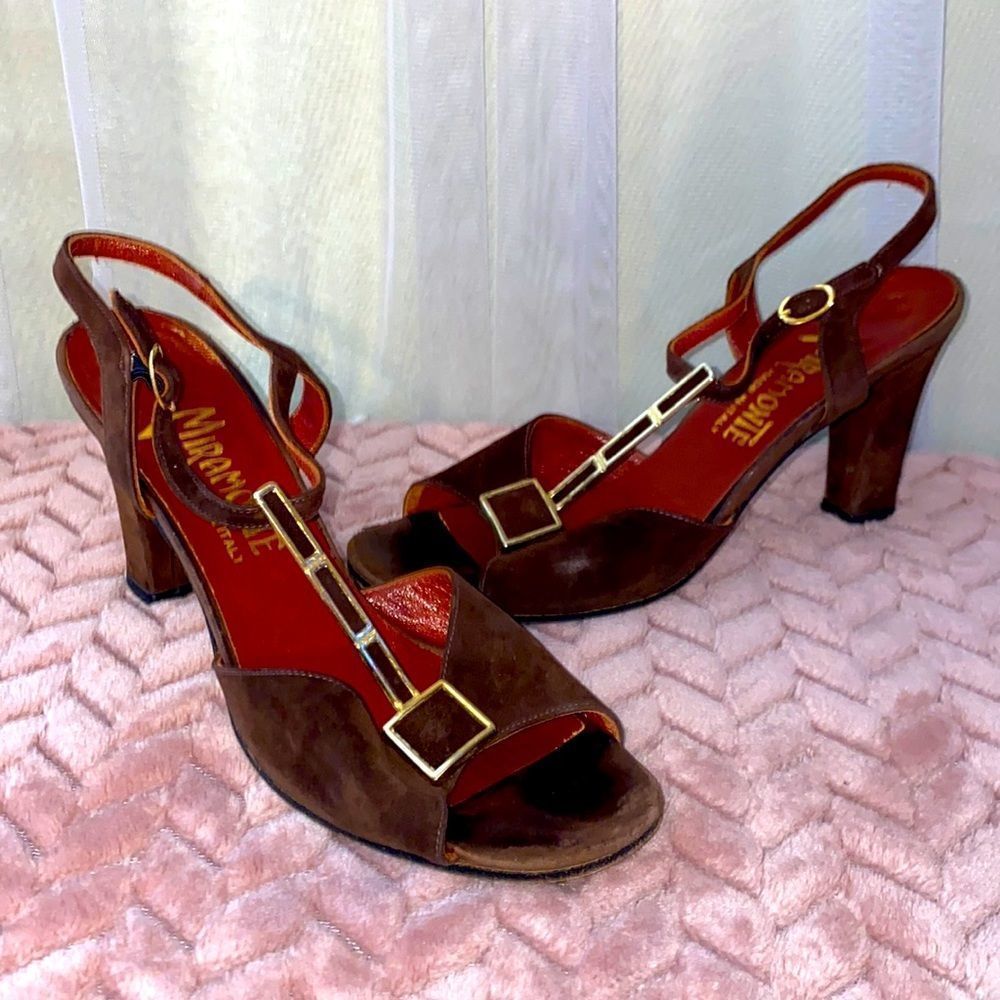 Vintage 1960s 1950s Miramonte Gold Buckle Brown Leather Heels Sz 6 Made in Italy